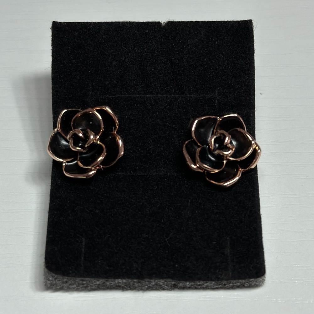 Rose Black Flower Clip On Earrings